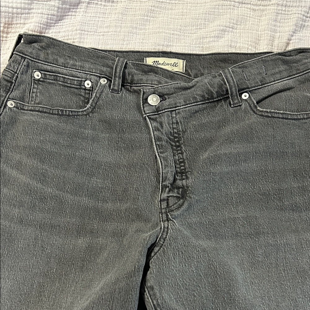 Madewell 90’s Straight Cross  Tab Edition Waist Burick wash Gray Jeans Size 31
